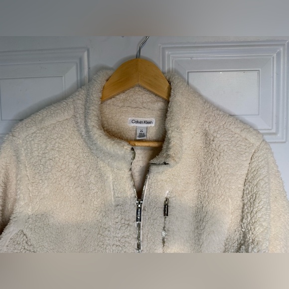 Calvin Klein Cream Teddy Jacket Plush Warmth - Picture 3 of 3